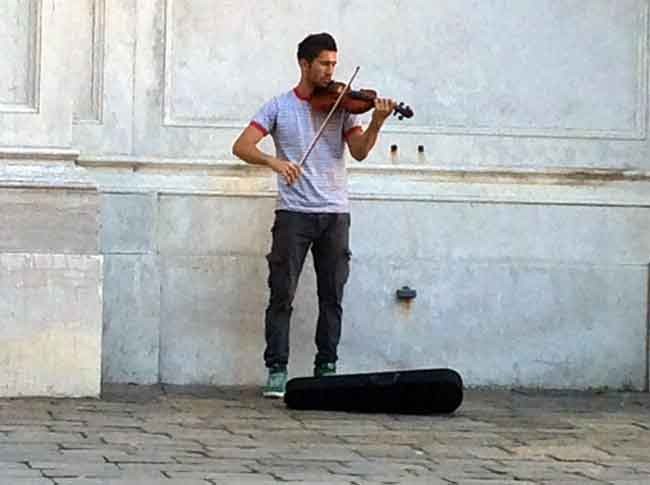 Violinist-photo
